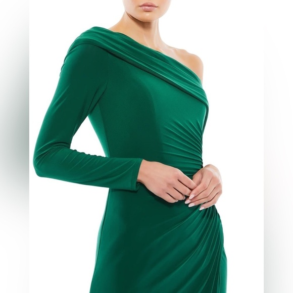 Ieena for Mac Duggal Asymmetric Jersey Gown in green size: 6 - Picture 3 of 8